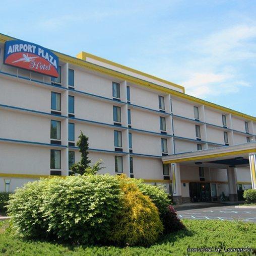 Hotel Spark By Hilton Airport 2*
