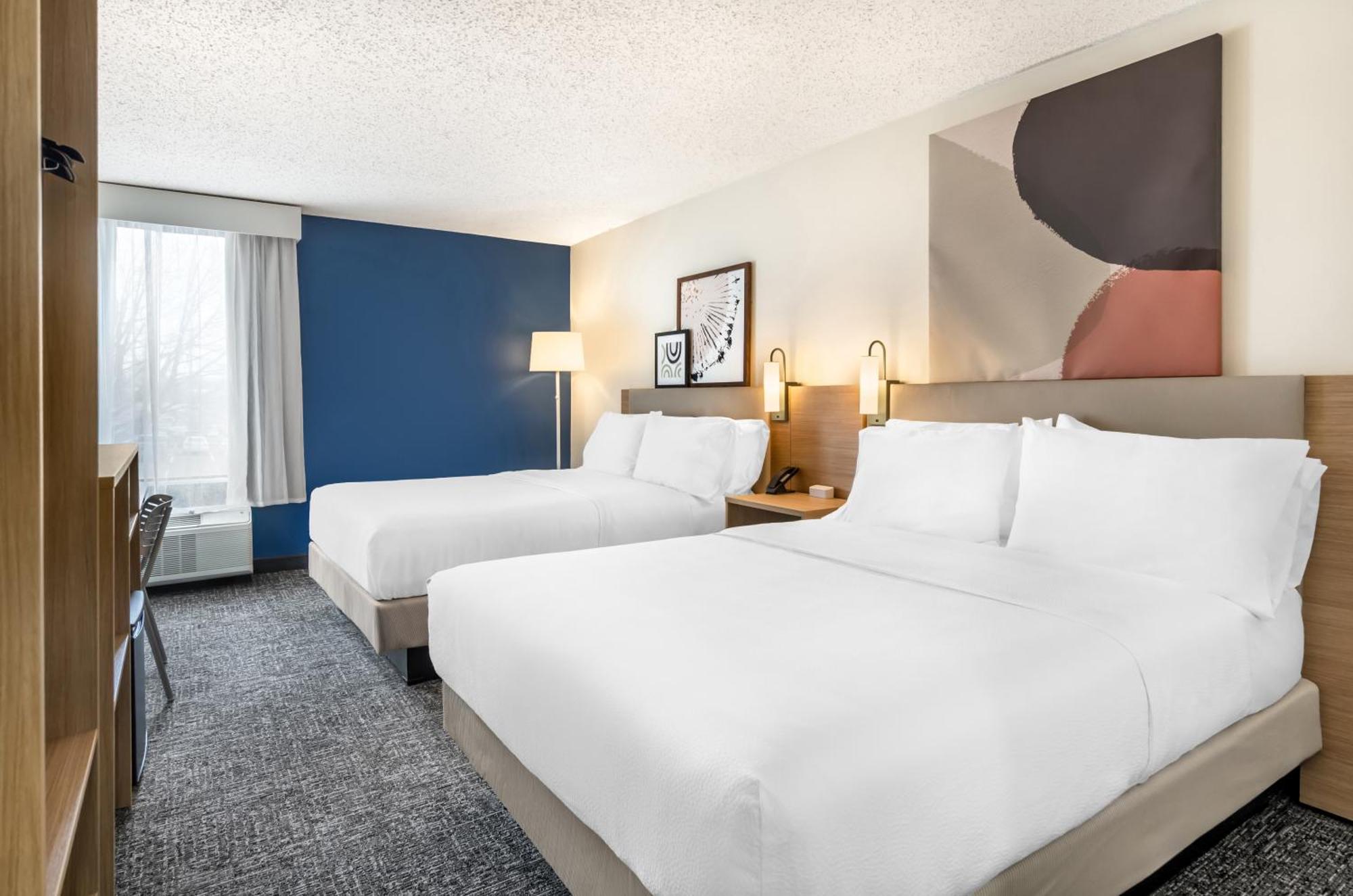 Hotel Spark By Hilton Airport Roanoke