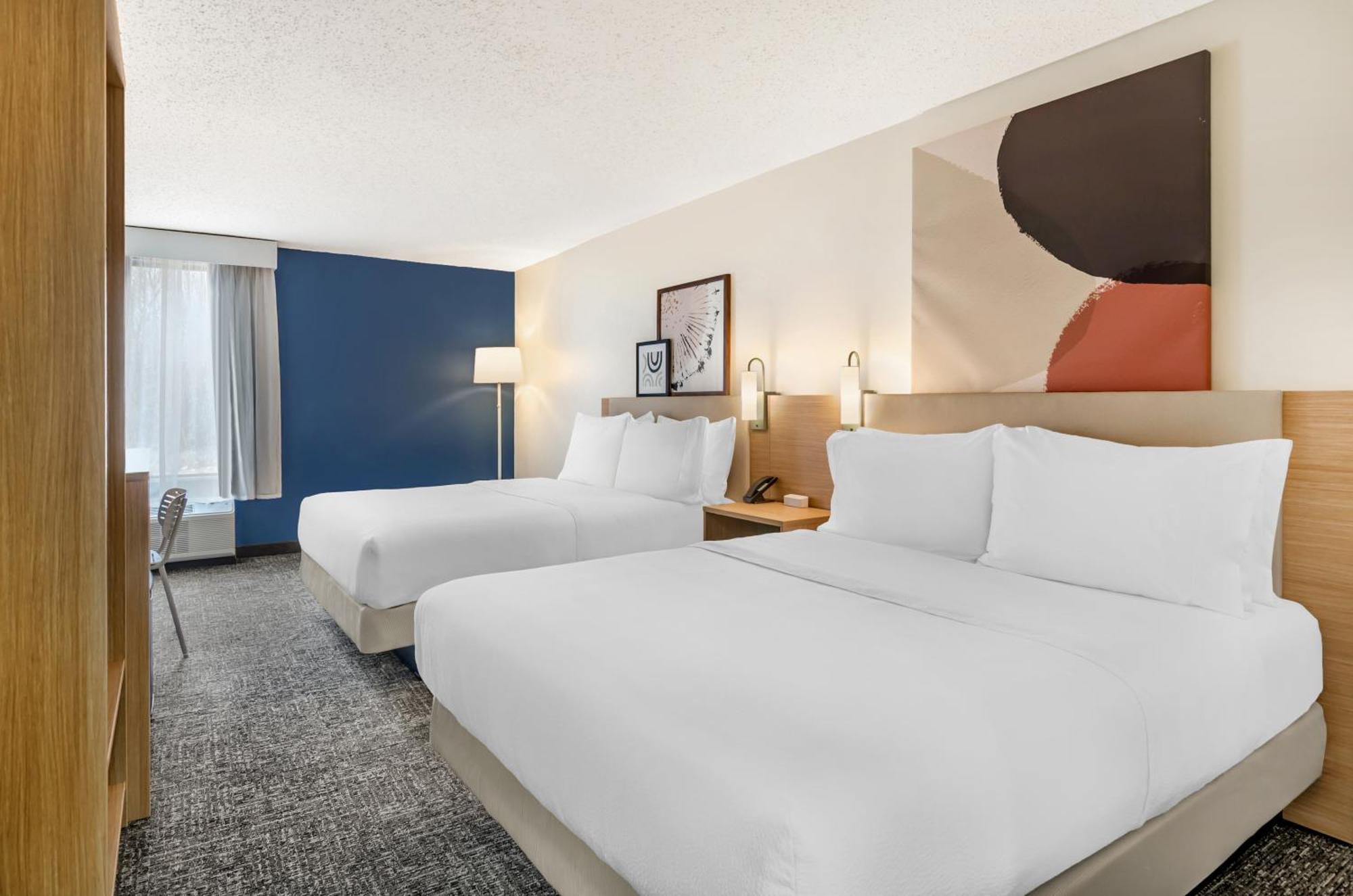 Spark By Hilton Airport Roanoke