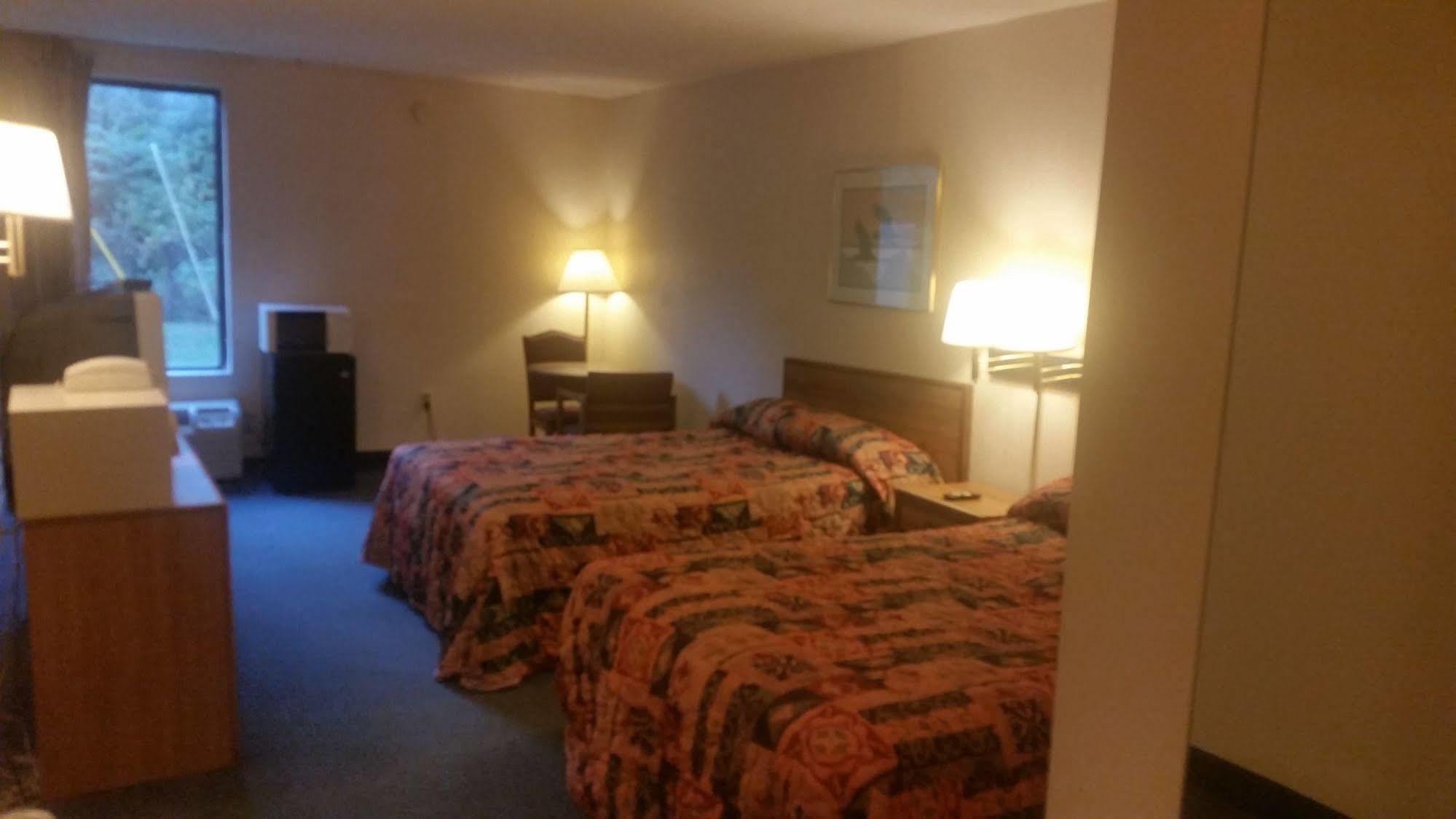 Spark By Hilton Airport 2*